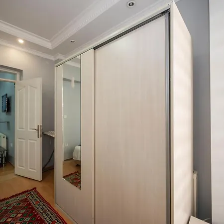 Taksim Suite-ll *