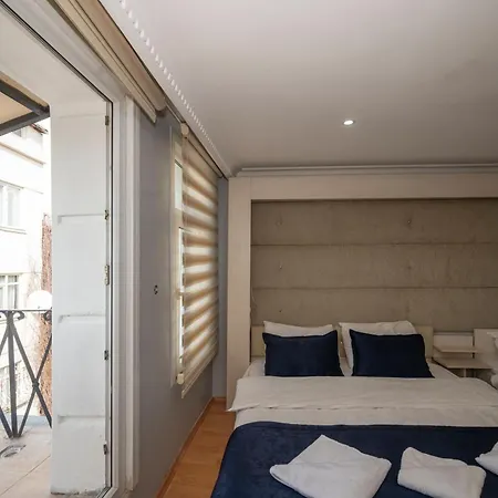 Taksim Suite-ll