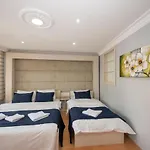 Taksim Suite-ll